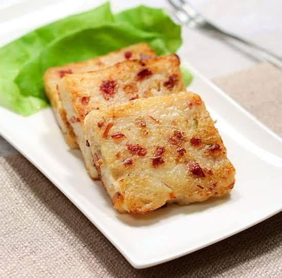 D15 Savoury Taro Cake (4pcs) 芋头糕